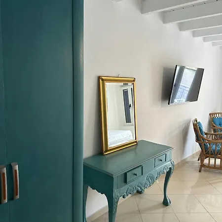 Cavo Apartment